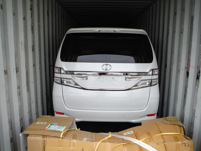 shipping Toyota HiAce Van In A 40ft High Cube Container, 40ft High Cube Container, Buy 40ft High Cube Containers Online Singapore