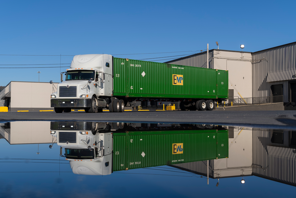 How to Choose the Right Intermodal Equipment for Your Business